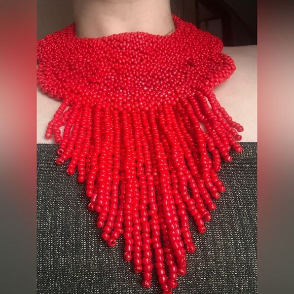 Bold Red Beaded Statement Necklace – Glamorous & Unforgettable - Picture 4 of 17